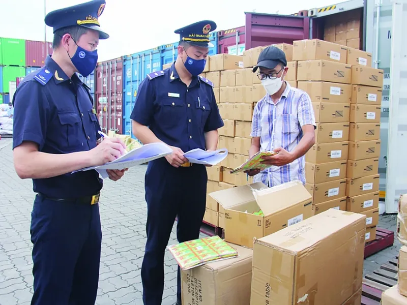Các vấn đề liên quan đến việc nâng cao hiệu lực và hiệu quả hoạt động quản lý hải quan trong Luật Hải Quan 2014